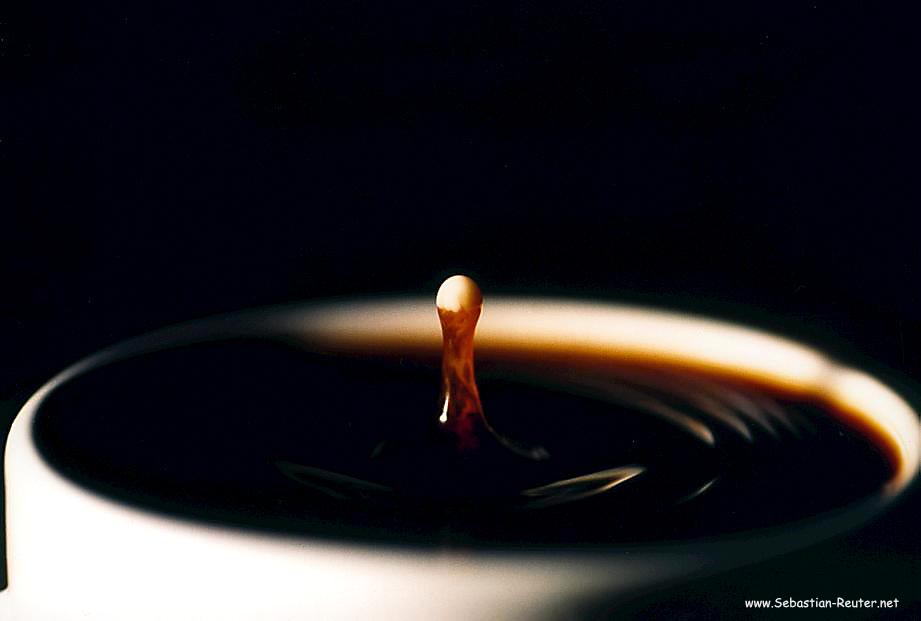KaffeeTropfen3.921x621.jpg