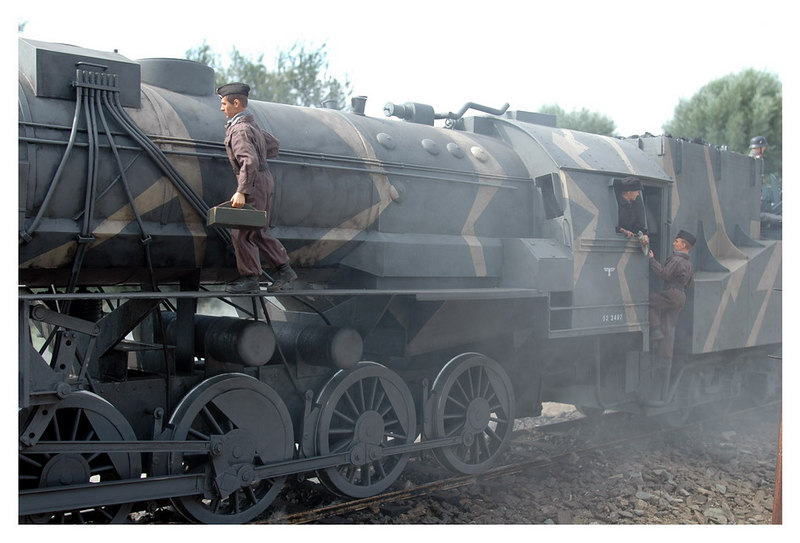 86242514-L.jpg